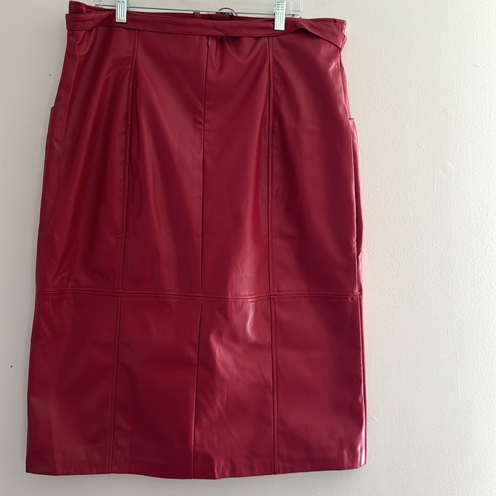 NY&CO SKIRT, MIDI, FAUX LEATHER, SIZE XXL - Picture 2 of 6